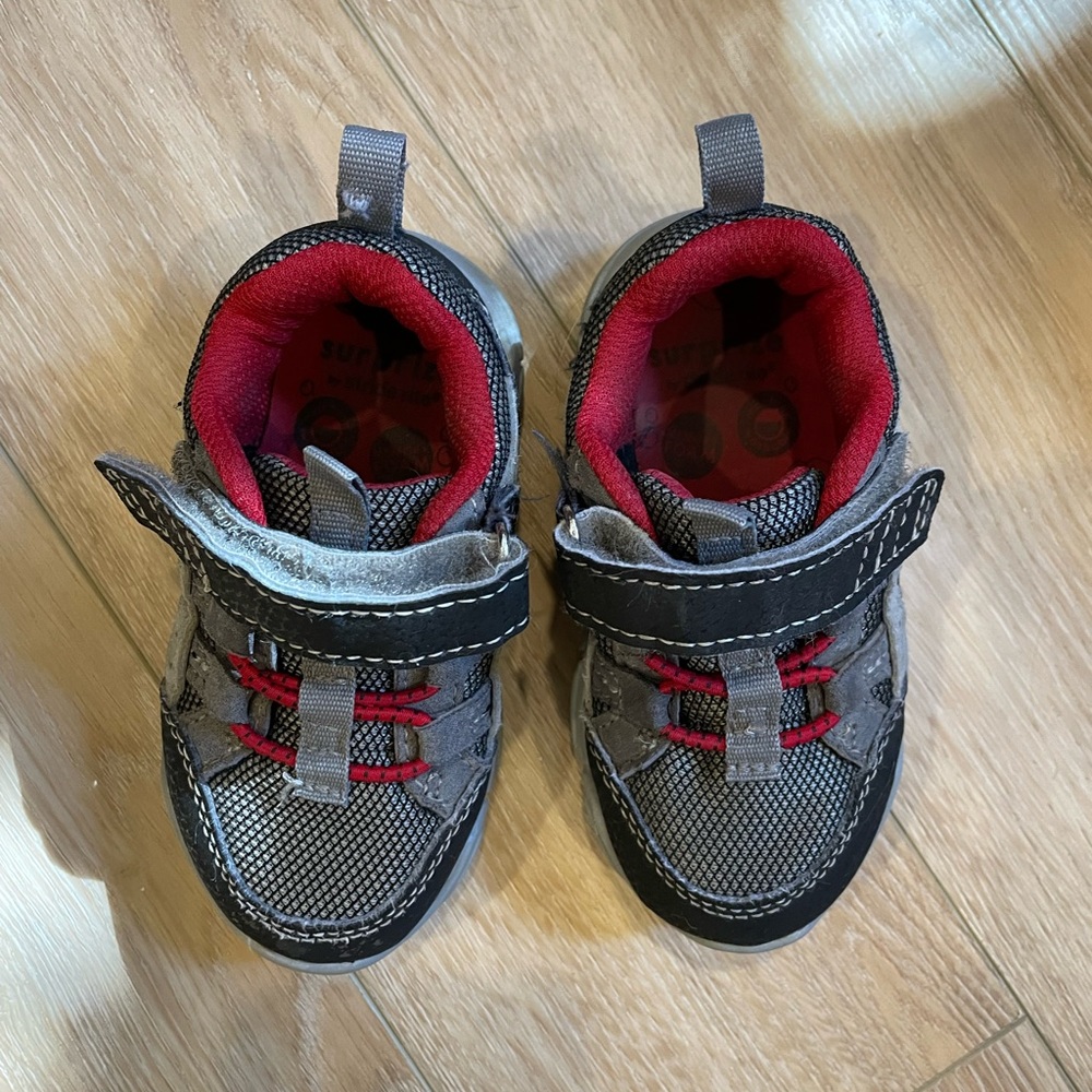 Stride Rite - size 6C - Picture 2 of 4